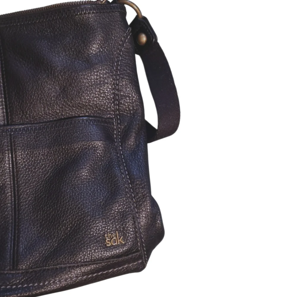 The Sak Iris Leather Crossbody Bag Black Adjustable Strap Pockets - Picture 4 of 12